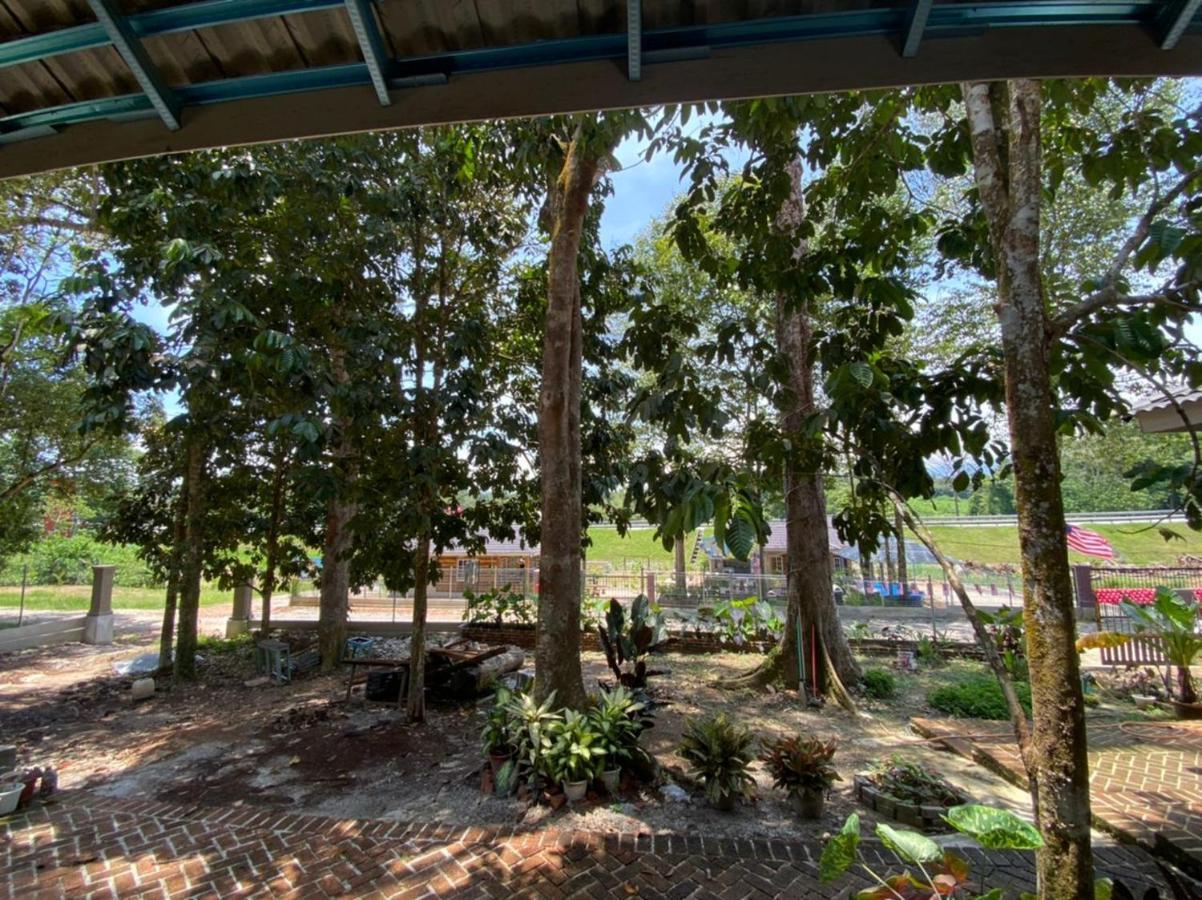 Homestay Dusun Ana Balun Slim River Ngoại thất bức ảnh